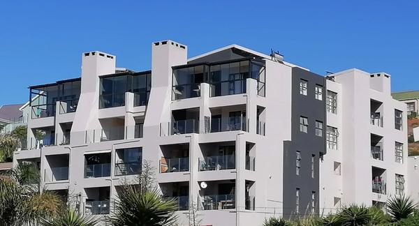 Apartment / Flat For Sale in De Bakke, Mossel Bay