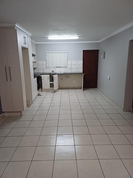 Apartment / Flat For Rent in Island View, Mossel Bay
